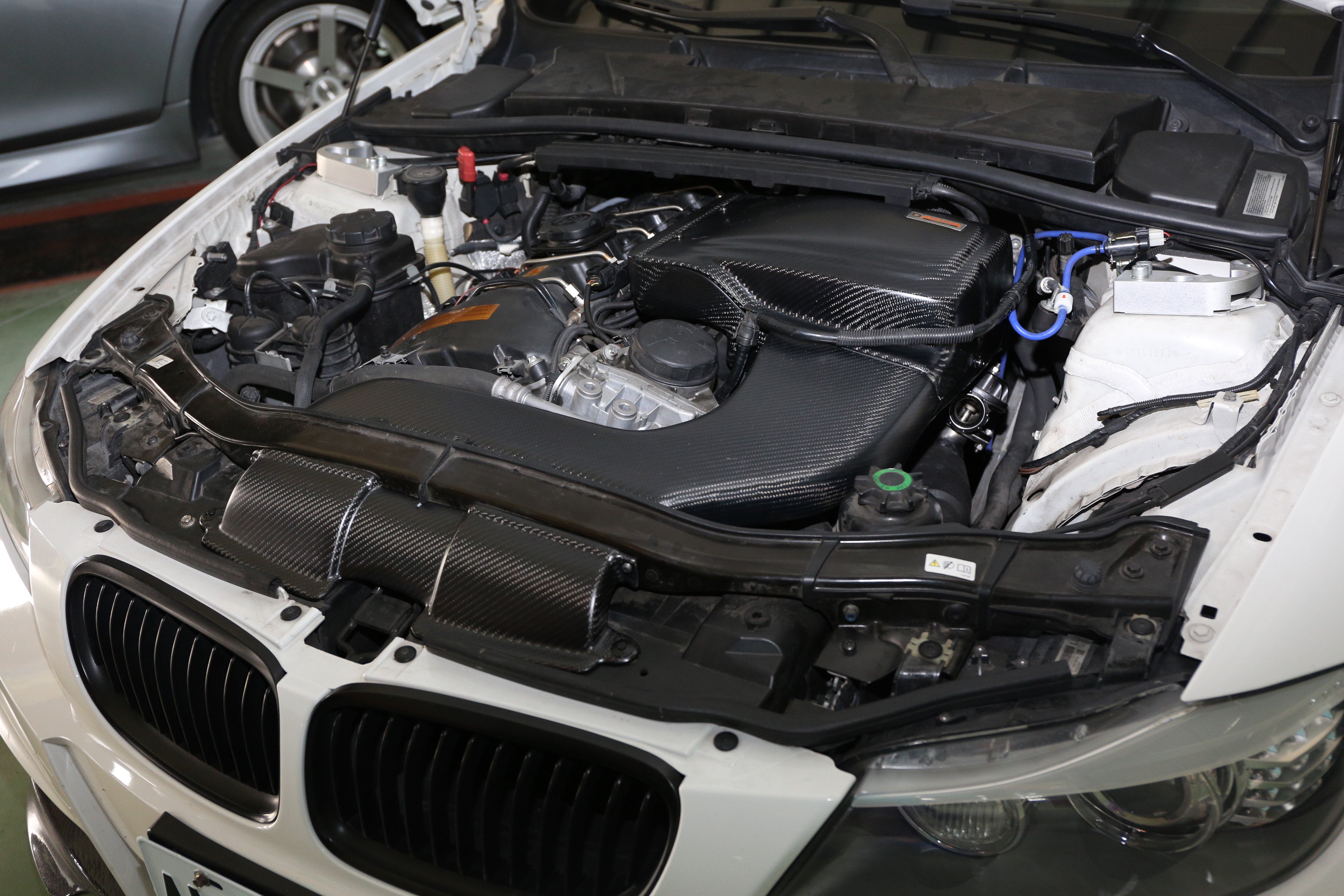 ARMASPEED BMW 3 Series | E90 | 335i Carbon Fiber Cold Air Intake