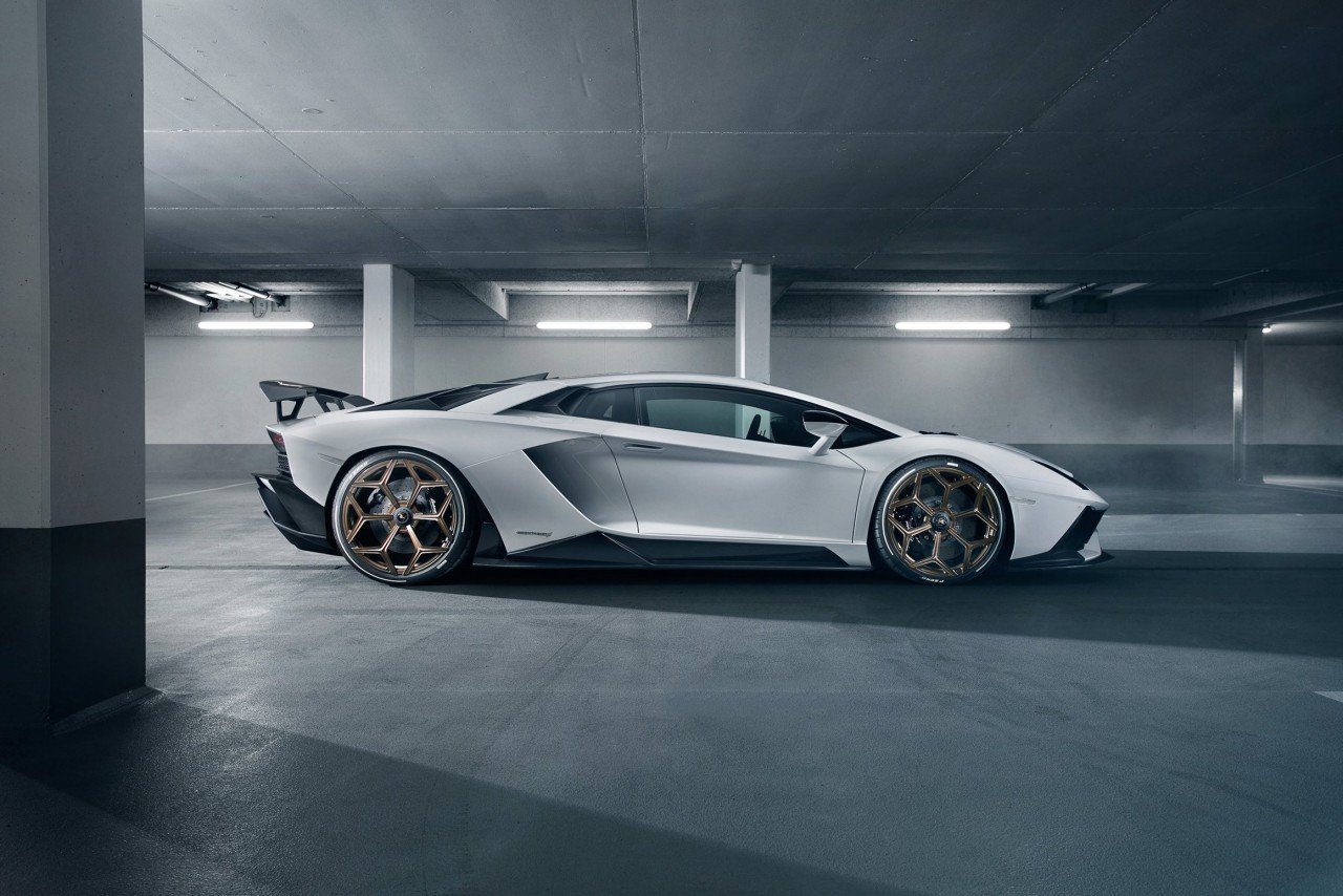 Lamborghini Aventador S/S Roadster | Novitec Carbon Side Panels