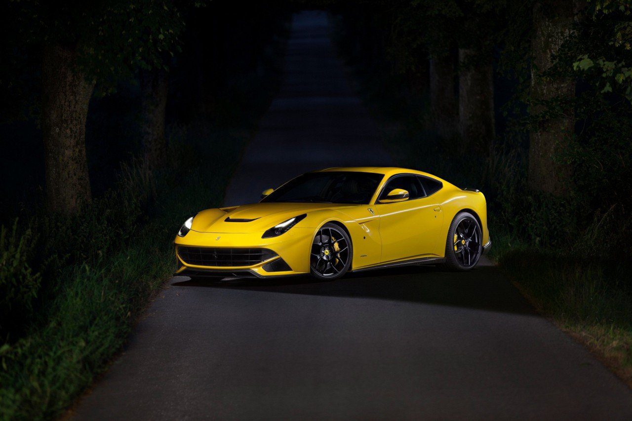 Ferrari F12 Berlinetta | Novitec Carbon Front Grille Cover