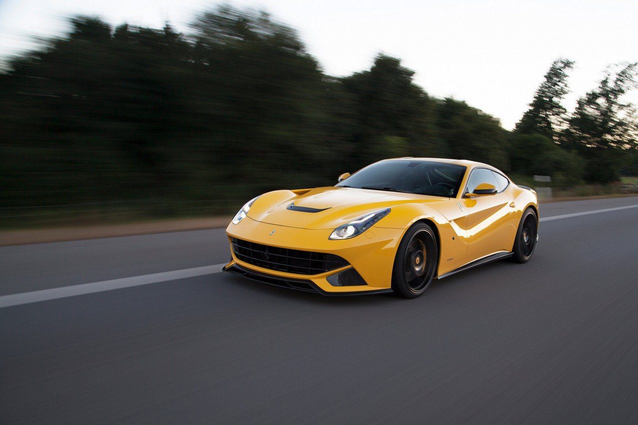 Ferrari F12 Berlinetta | Novitec Carbon Front Grille Cover