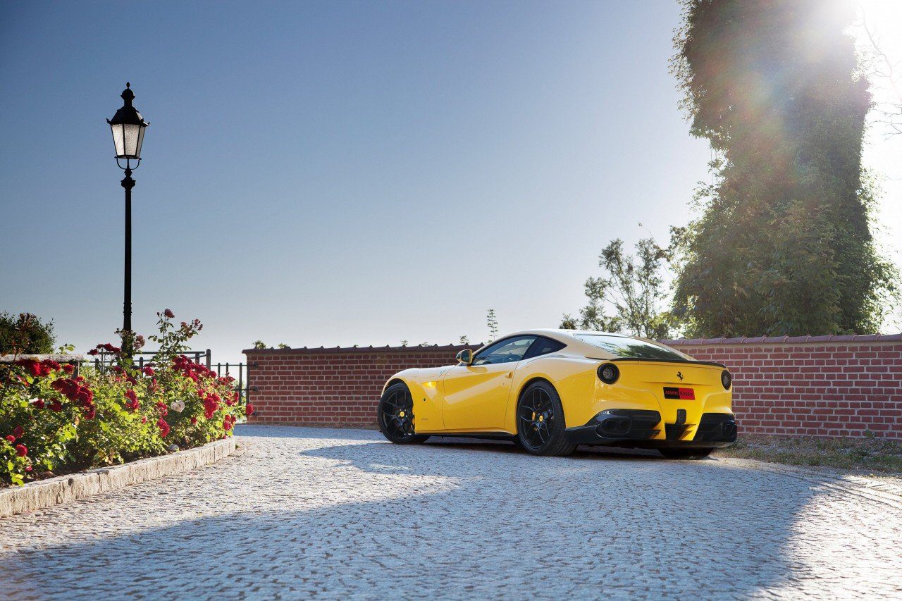 Ferrari F12 Berlinetta | Novitec Carbon Side Panels