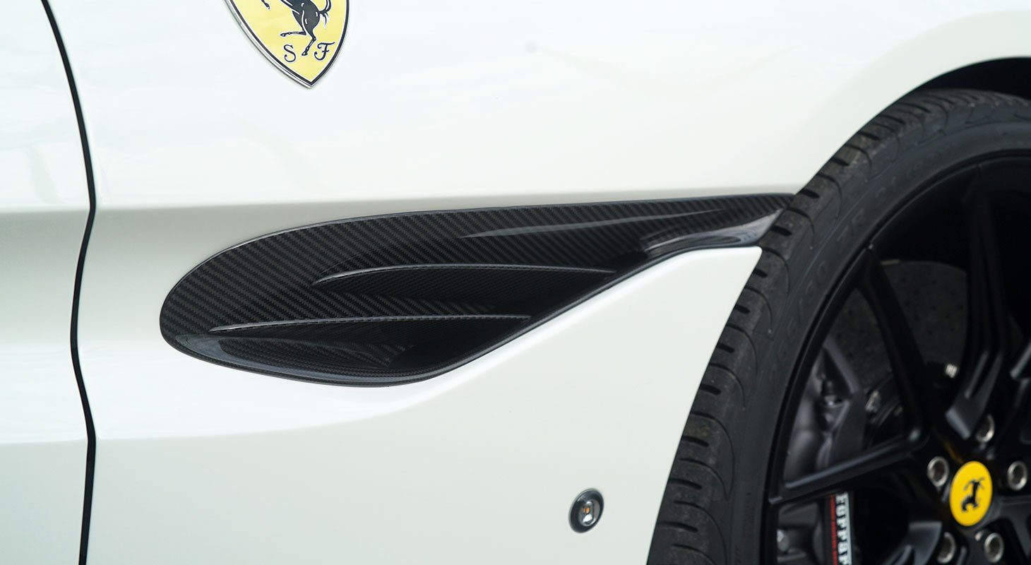 Ferrari Portofino/M | Novitec Carbon Front Fender Air-Outlet Inserts